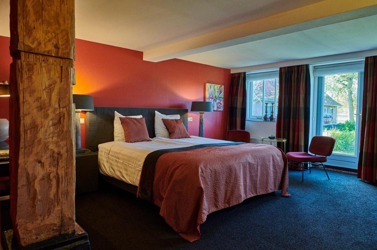 Deluxe Double Room Bath