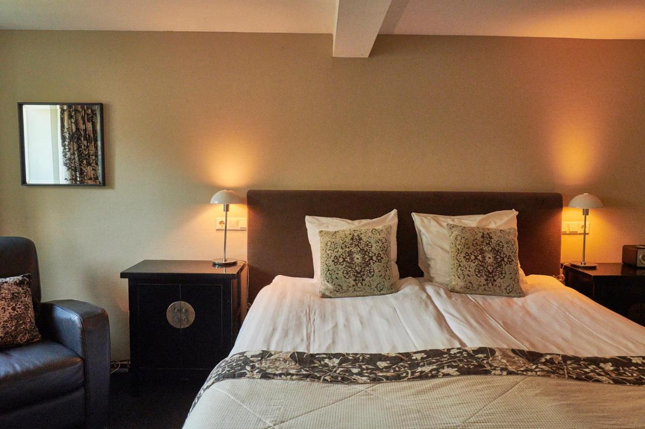 Deluxe Double Room Bath